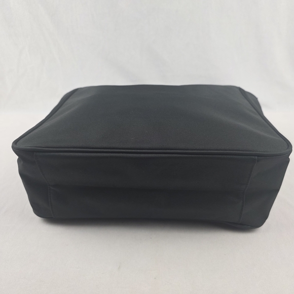 Calvin Klein Lightweight Black Dual Pocket Canvas Tote - Picture 5 of 11